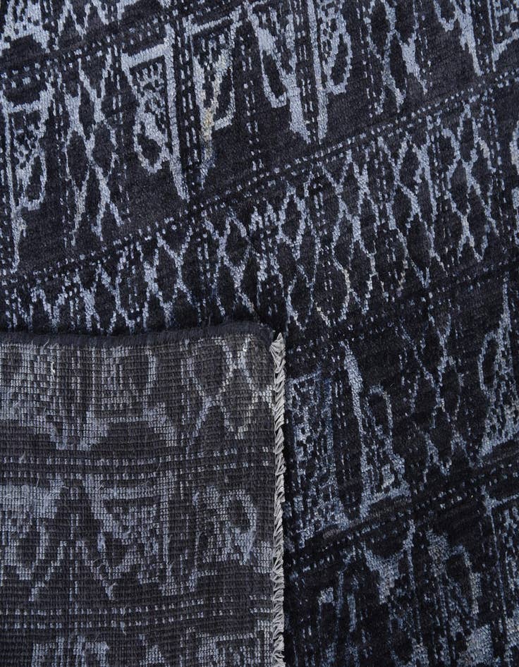 Detail image of 6' x 9' 1  Hand Knotted Darya Rug