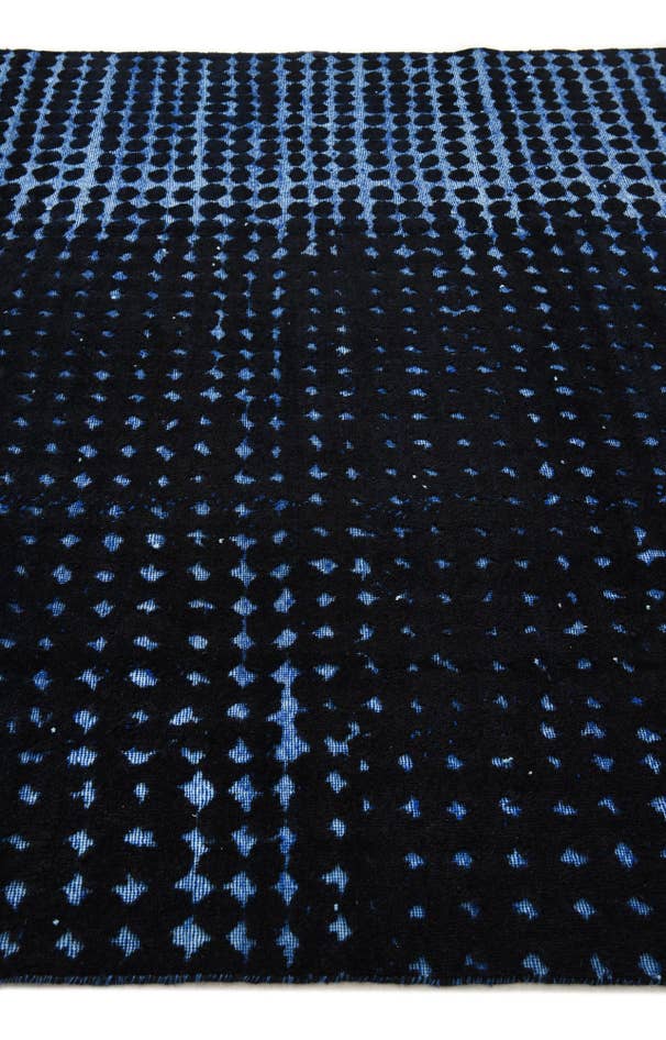 Detail image of 7' 9 x 10' 5 Hand Knotted Darya Wool Rug