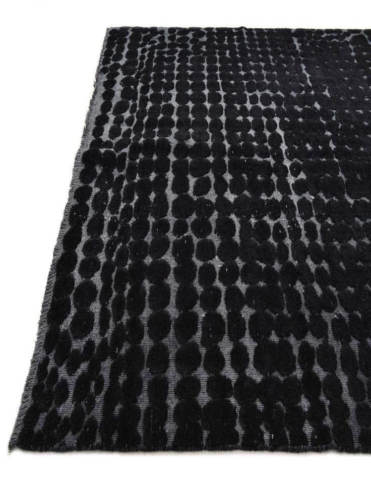 Detail image of 6' 4 x 10' 4  Hand Knotted Darya Wool Rug