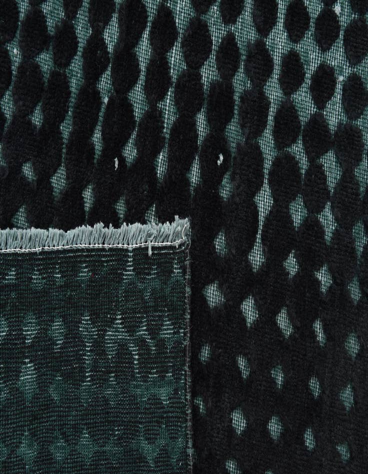 Detail image of 6' 4 x 10' 1  Hand Knotted Darya Wool Rug