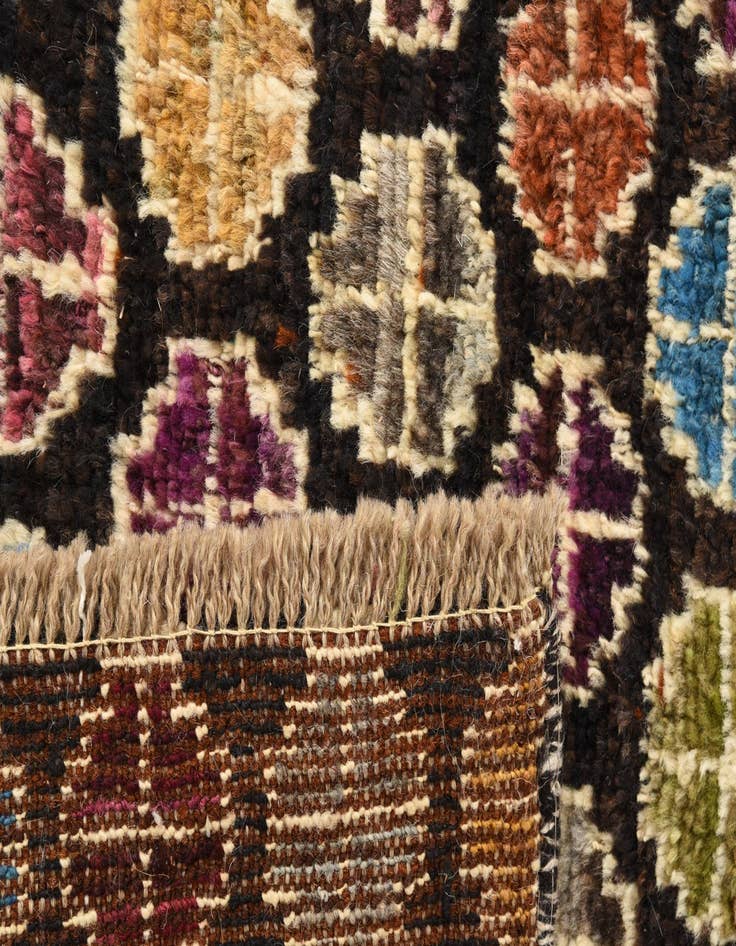 Detail image of 8' 2 x 10'  Hand Knotted Darya Wool Rug