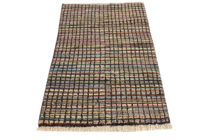 Detail image of 2' 6 x 4' Hand Knotted Darya Wool Rug