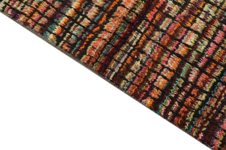 Detail image of 2' 10 x 5' 2 Hand Knotted Darya Wool Rug