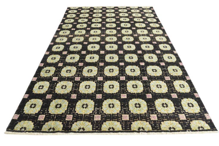 Detail image of 6' 5 x 10' 3 Hand Knotted Darya Wool Rug