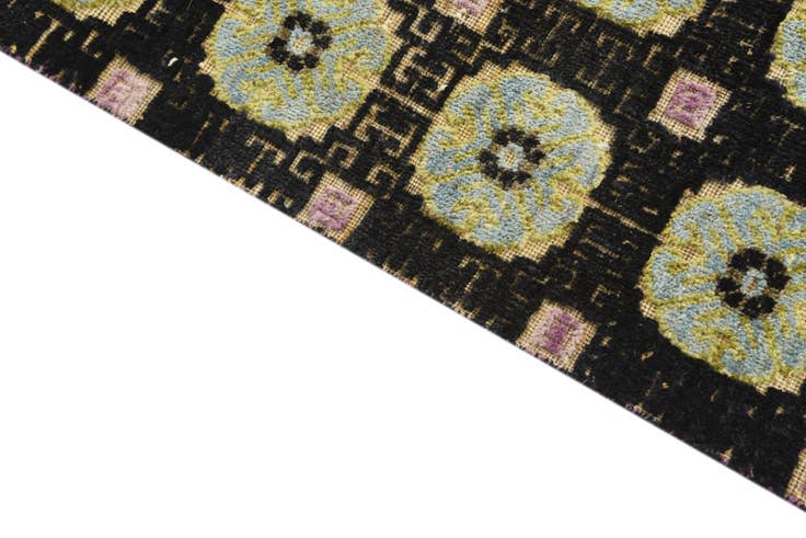 Detail image of 6' 5 x 10' 3 Hand Knotted Darya Wool Rug
