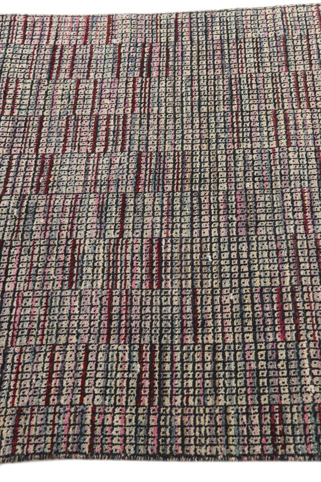 Detail image of 3' 8 x 5' 9 Hand Knotted Darya Wool Rug