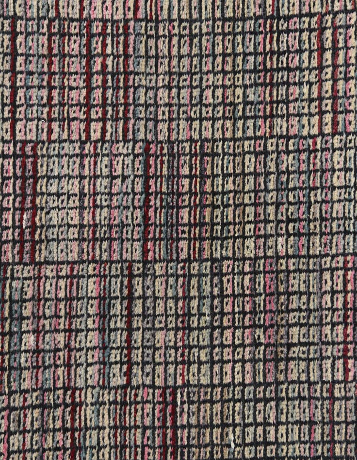 Detail image of 3' 8 x 5' 9 Hand Knotted Darya Wool Rug