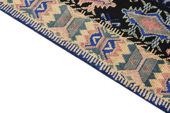 5' 5 x 8' 3 Hand Knotted Darya Rug