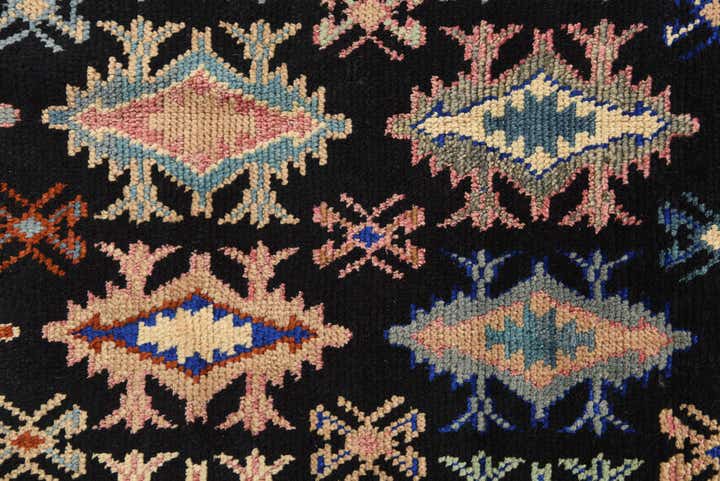 5' 5 x 8' 3 Hand Knotted Darya Rug