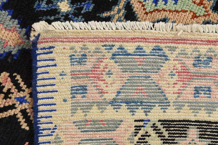 5' 5 x 8' 3 Hand Knotted Darya Rug
