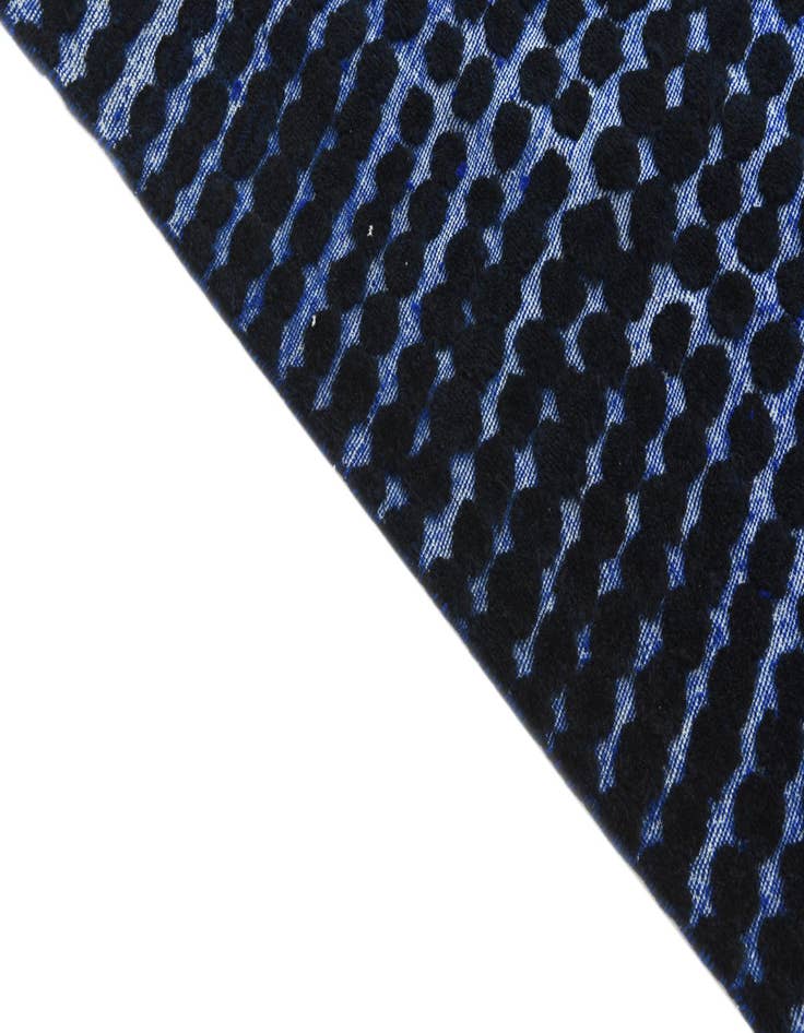 Detail image of 7' 8 x 9' 9  Hand Knotted Darya Wool Rug