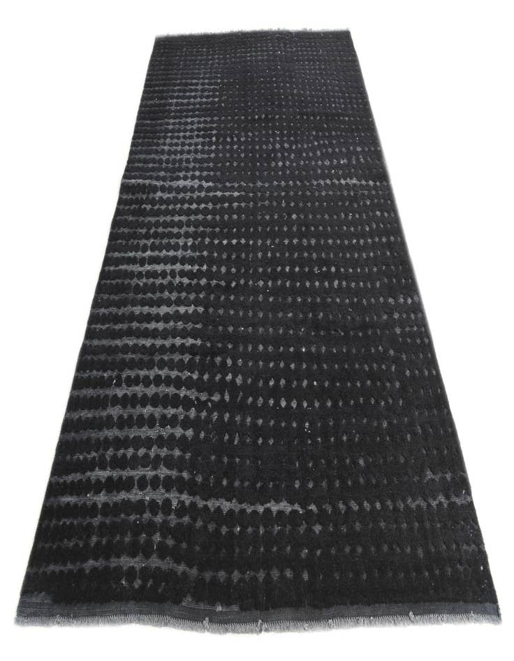 Detail image of 6' 5 x 10' 1  Hand Knotted Darya Wool Rug