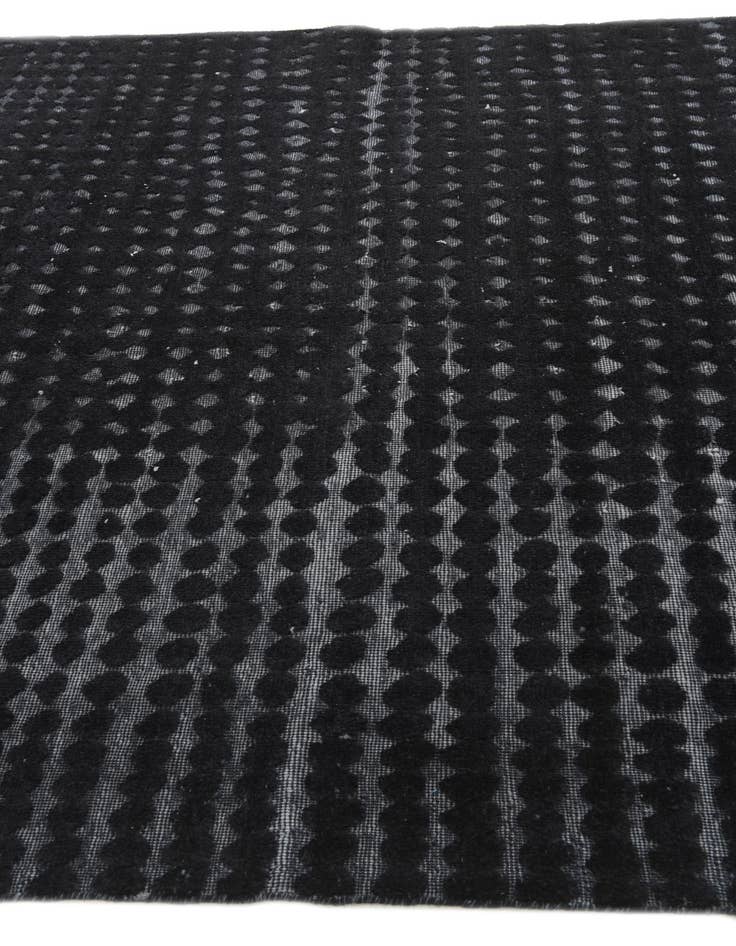 Detail image of 6' 5 x 10' 1  Hand Knotted Darya Wool Rug