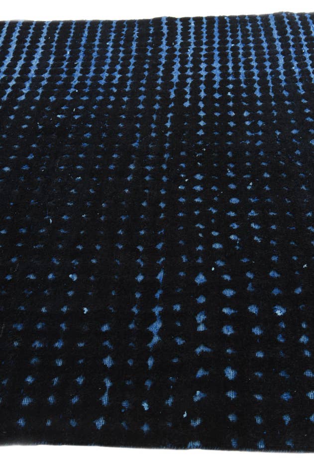 Detail image of 6' 5 x 10' 2 Hand Knotted Darya Wool Rug