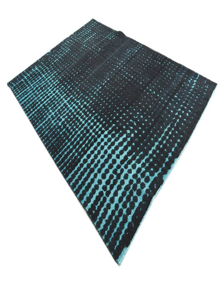 Detail image of 7' 6 x 10' 2  Hand Knotted Darya Wool Rug