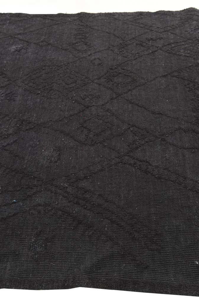 5' 6 x 8' 3 Hand Knotted Darya Wool Rug