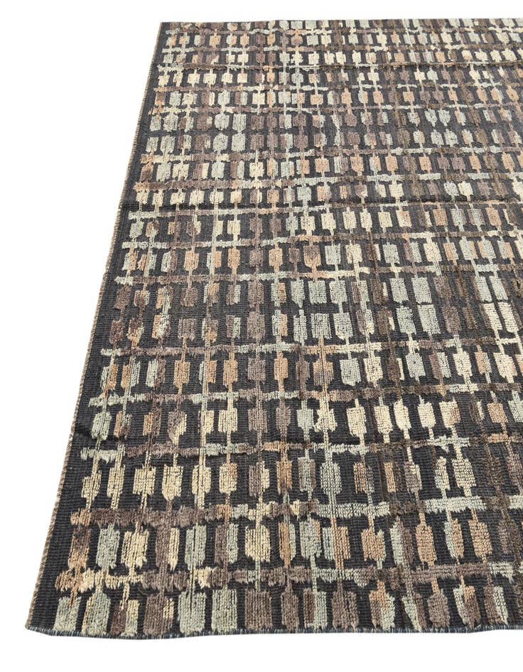 Detail image of 8' x 10' 9  Hand Knotted Darya Wool Rug