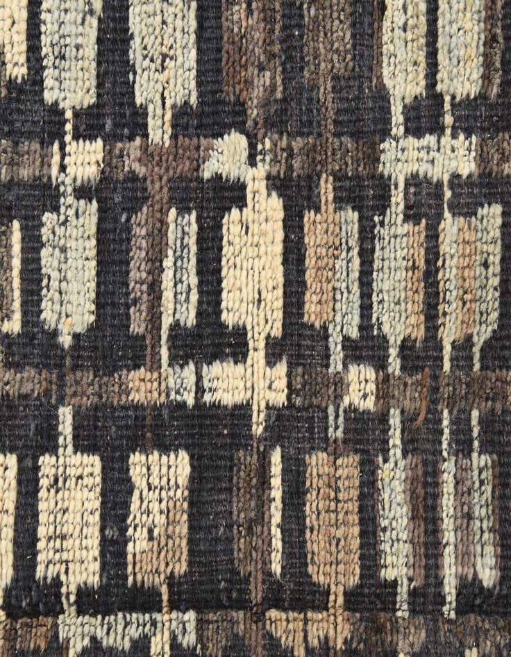 Detail image of 8' x 10' 5  Hand Knotted Darya Wool Rug