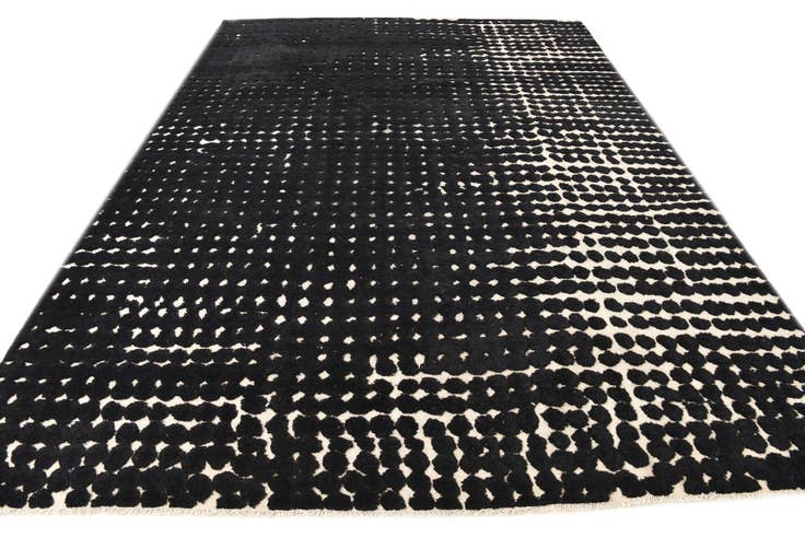 Detail image of 8' 10 x 12' Hand Knotted Darya Wool Rug