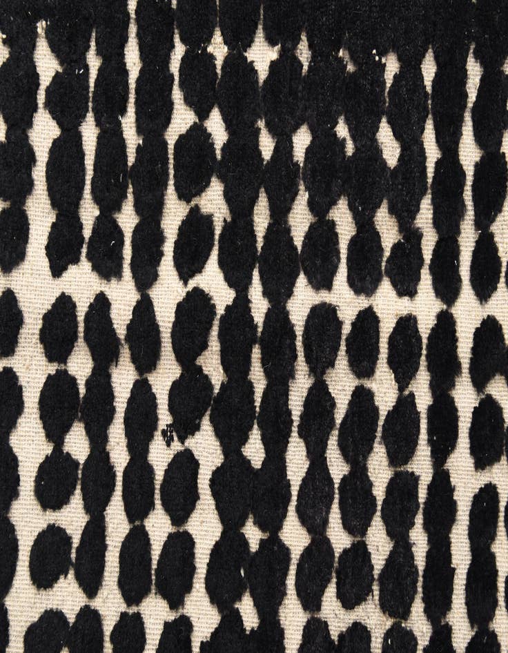 Detail image of 8' 10 x 12'  Hand Knotted Darya Wool Rug