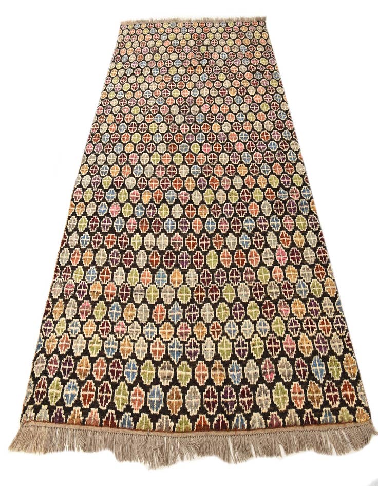 Detail image of 6' 2 x 9'  Hand Knotted Darya Wool Rug