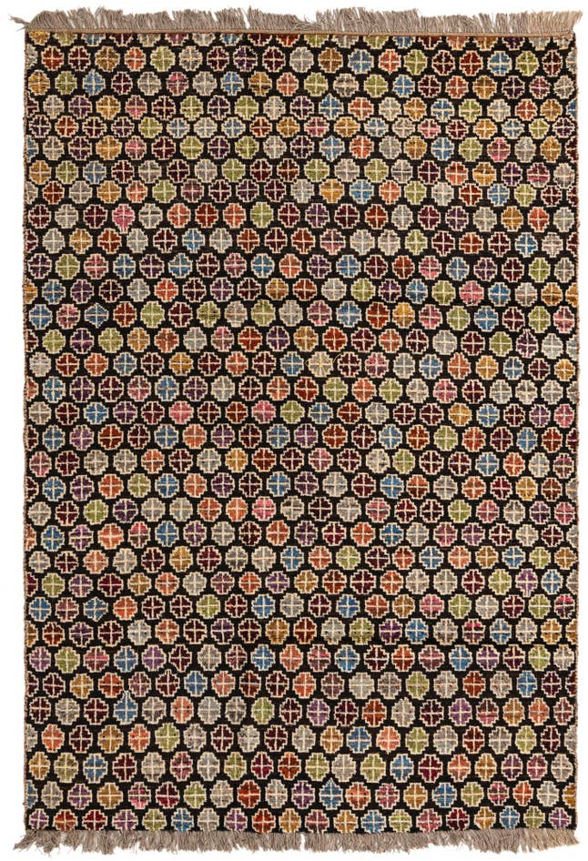 Detail image of 6' 2 x 9' Hand Knotted Darya Wool Rug