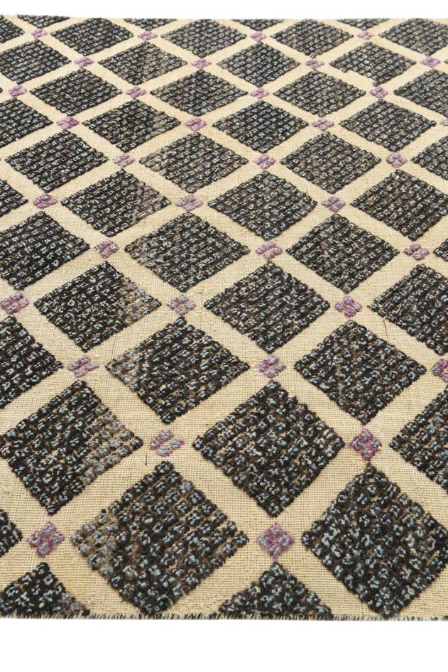 Detail image of 6' 5 x 10' 2 Hand Knotted Darya Wool Rug