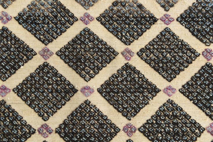 Detail image of 6' 5 x 10' 2 Hand Knotted Darya Wool Rug