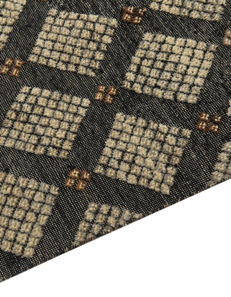 Detail image of 6' 6 x 10' 1  Hand Knotted Darya Wool Rug