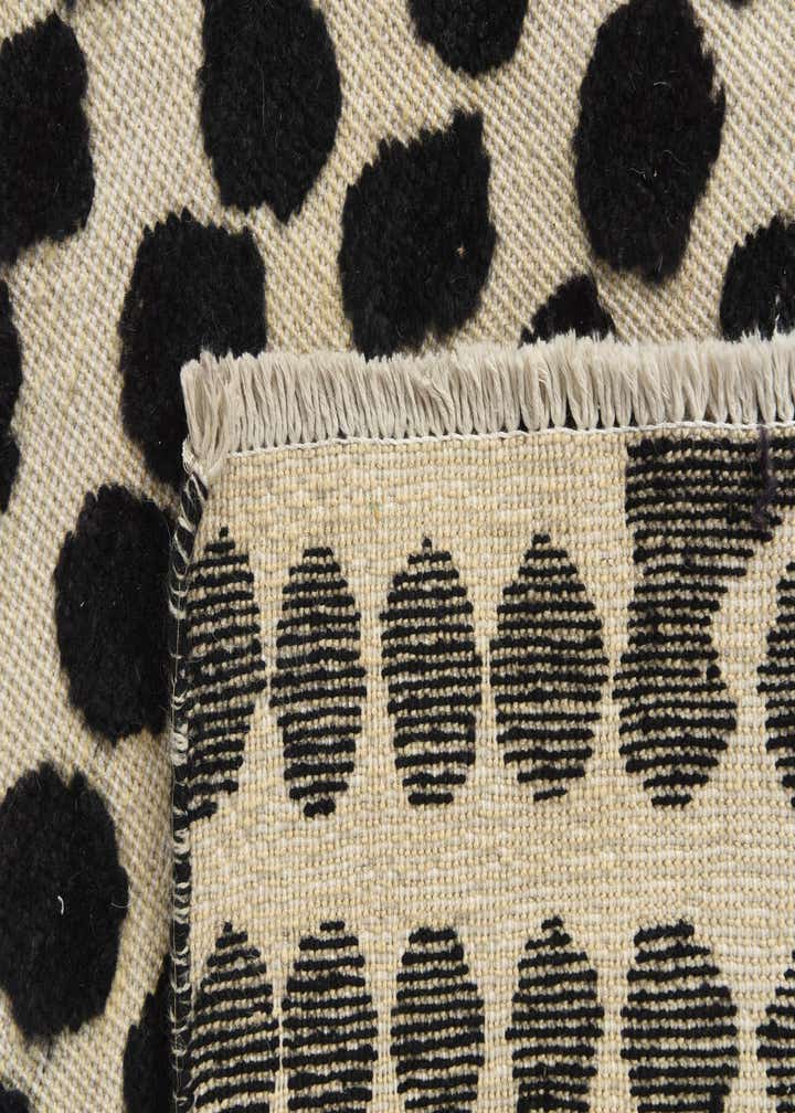 9' 10 x 13' 8 Hand Knotted Darya Wool Rug