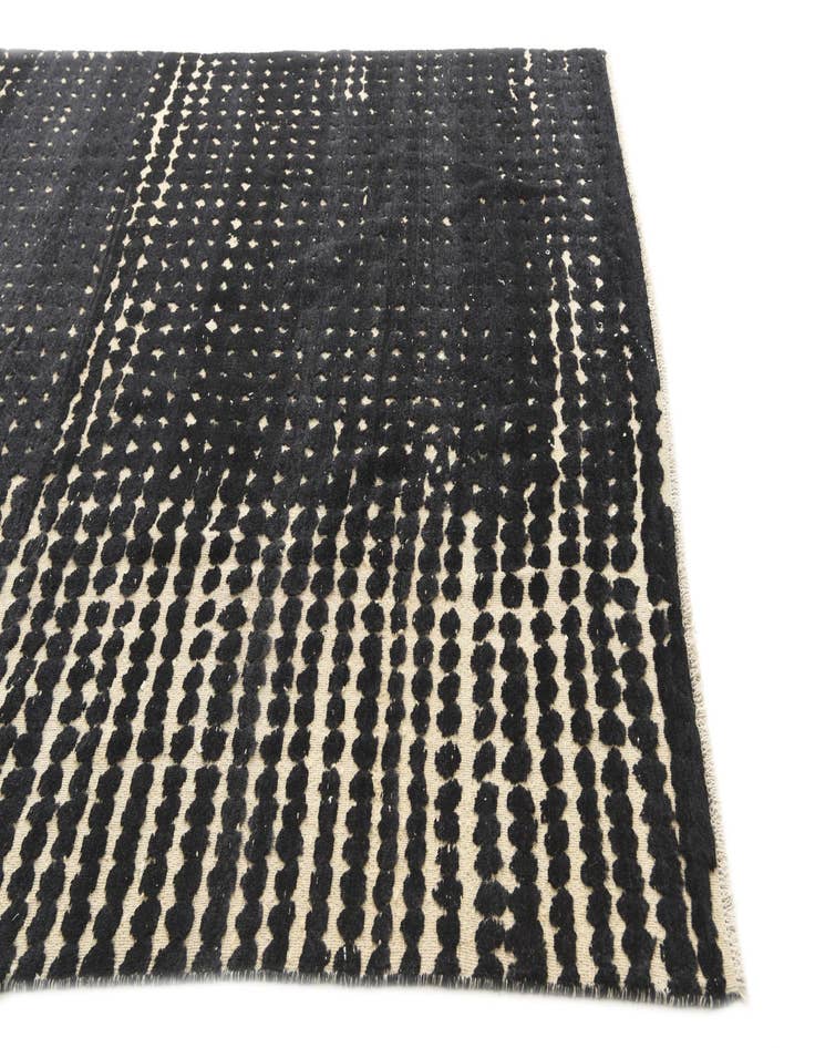 Detail image of 7' 9 x 10' 5  Hand Knotted Darya Wool Rug