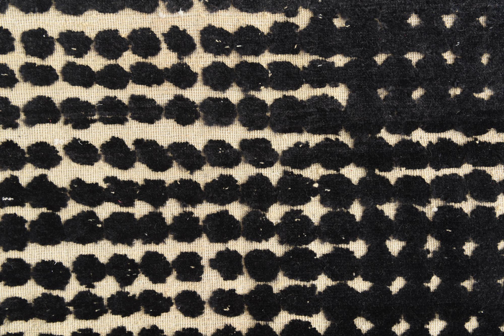 7' 9 x 10' 5 Hand Knotted Darya Wool Rug