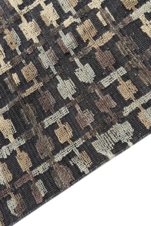 Detail image of 8' 1 x 10' 2 Hand Knotted Darya Wool Rug