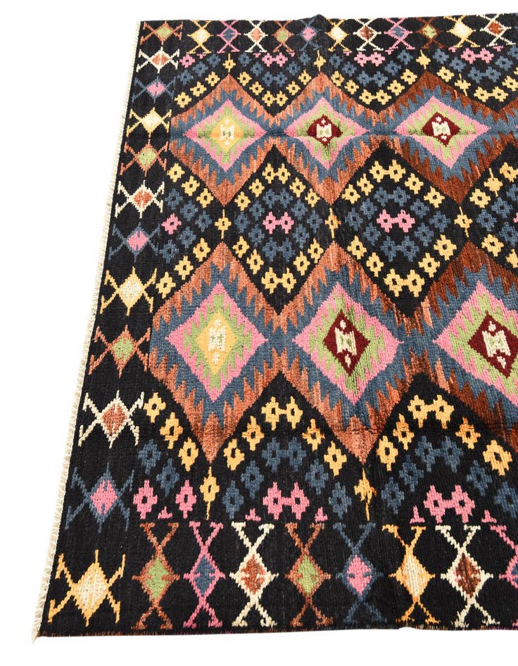 Detail image of 5' 8 x 8'  Hand Knotted Darya Rug