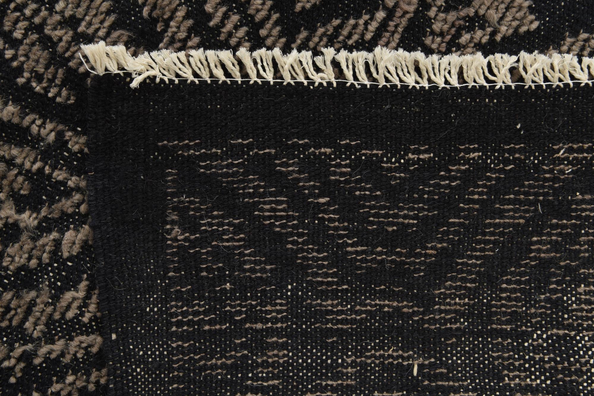 5' 8 x 10' 2 Hand Knotted Darya Wool Rug