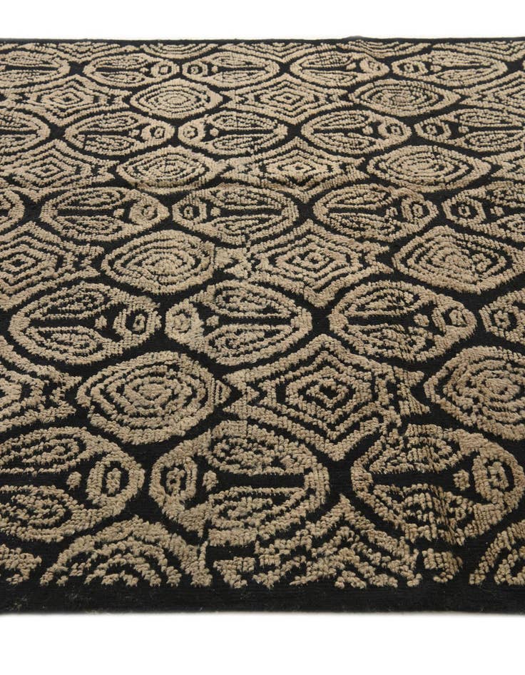 Detail image of 6' 7 x 9' 6 Hand Knotted Darya Wool Rug