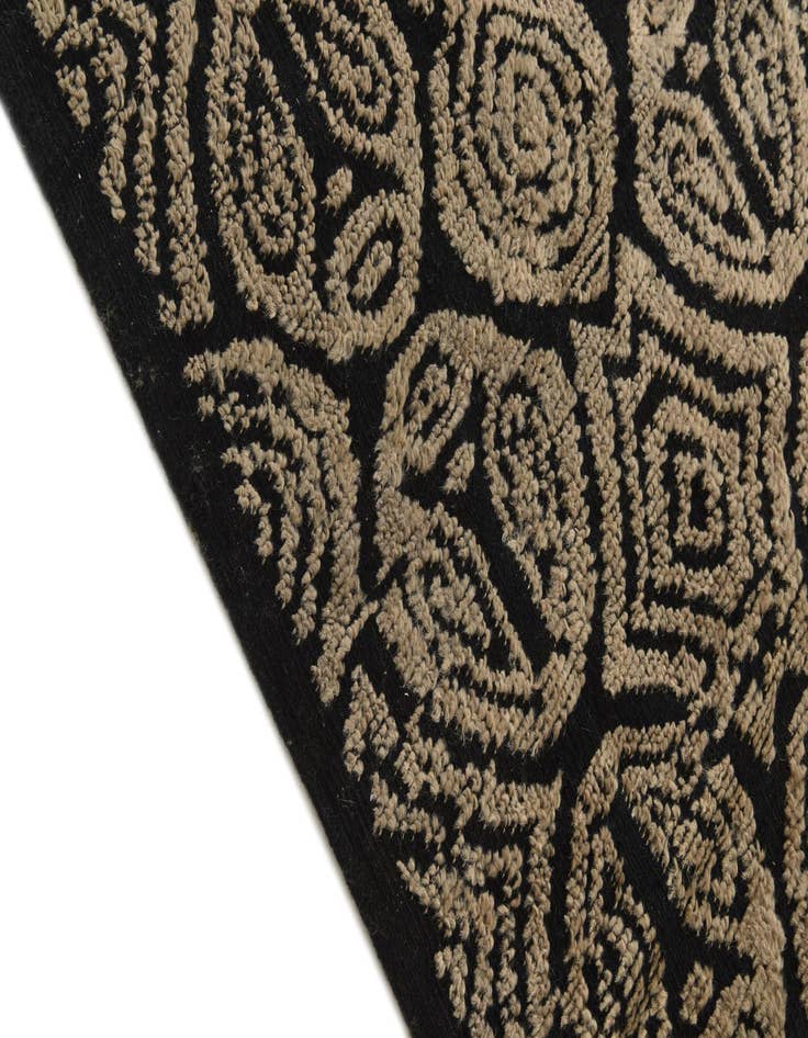 Detail image of 6' 7 x 9' 6  Hand Knotted Darya Wool Rug