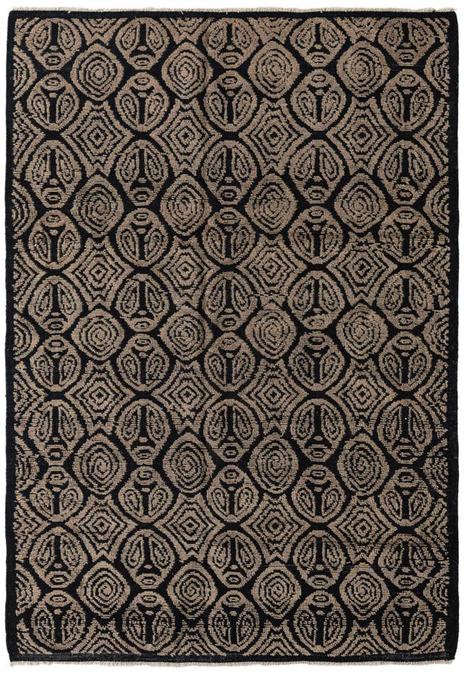 Detail image of 6' 7 x 9' 6 Hand Knotted Darya Wool Rug