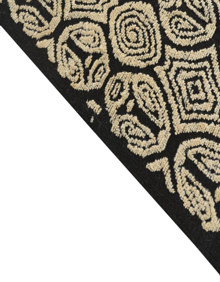 Detail image of 8' 8 x 10' 3  Hand Knotted Darya Wool Rug