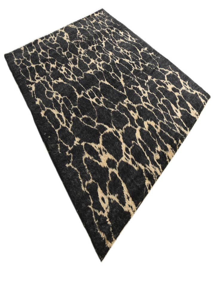 Detail image of 8' 3 x 9' 3  Hand Knotted Darya Wool Rug