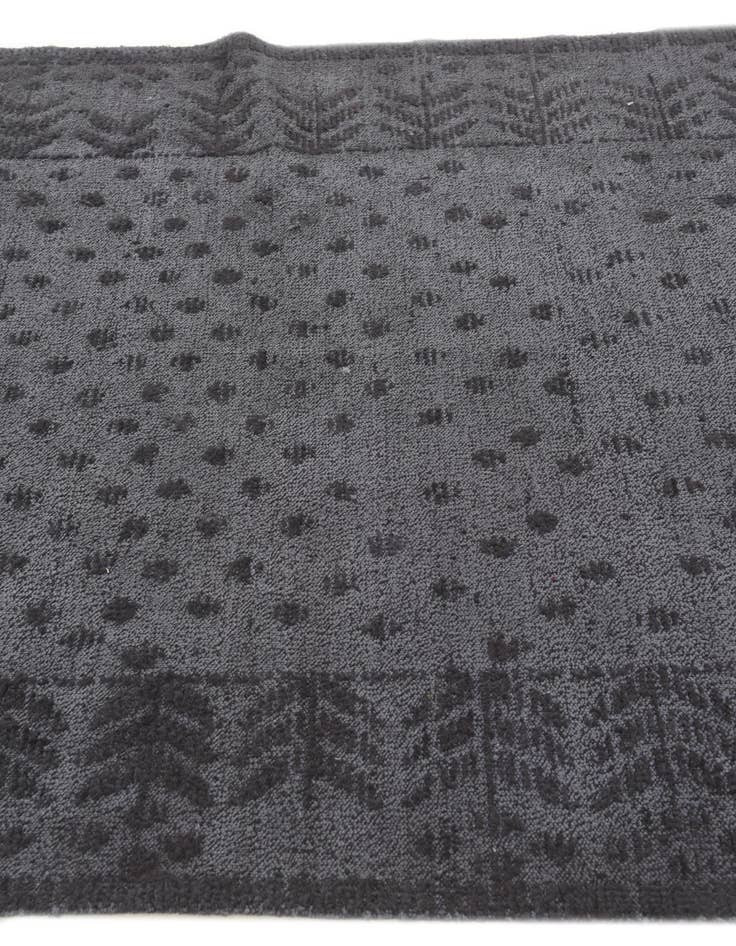 Detail image of 5' 3 x 7' 3  Hand Knotted Darya Wool Rug