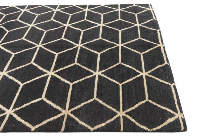 Detail image of 6' 5 x 9' 2 Hand Knotted Darya Wool Rug