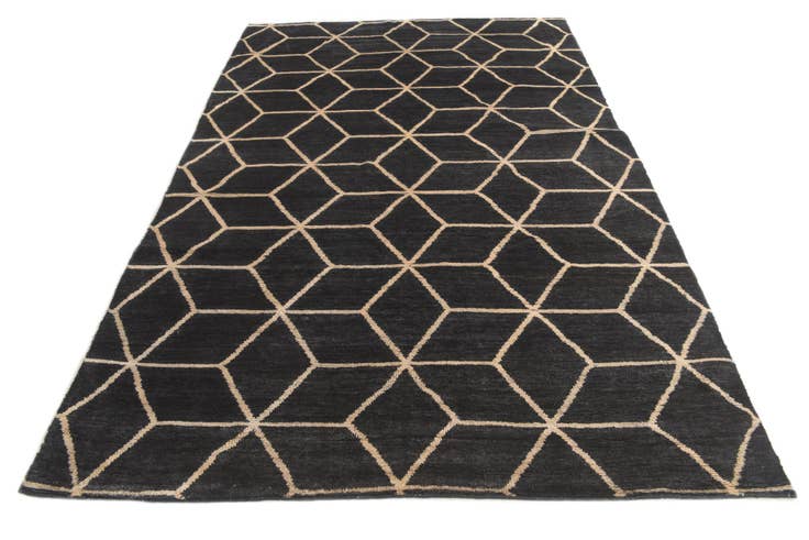 Detail image of 6' 5 x 9' 9 Hand Knotted Darya Wool Rug