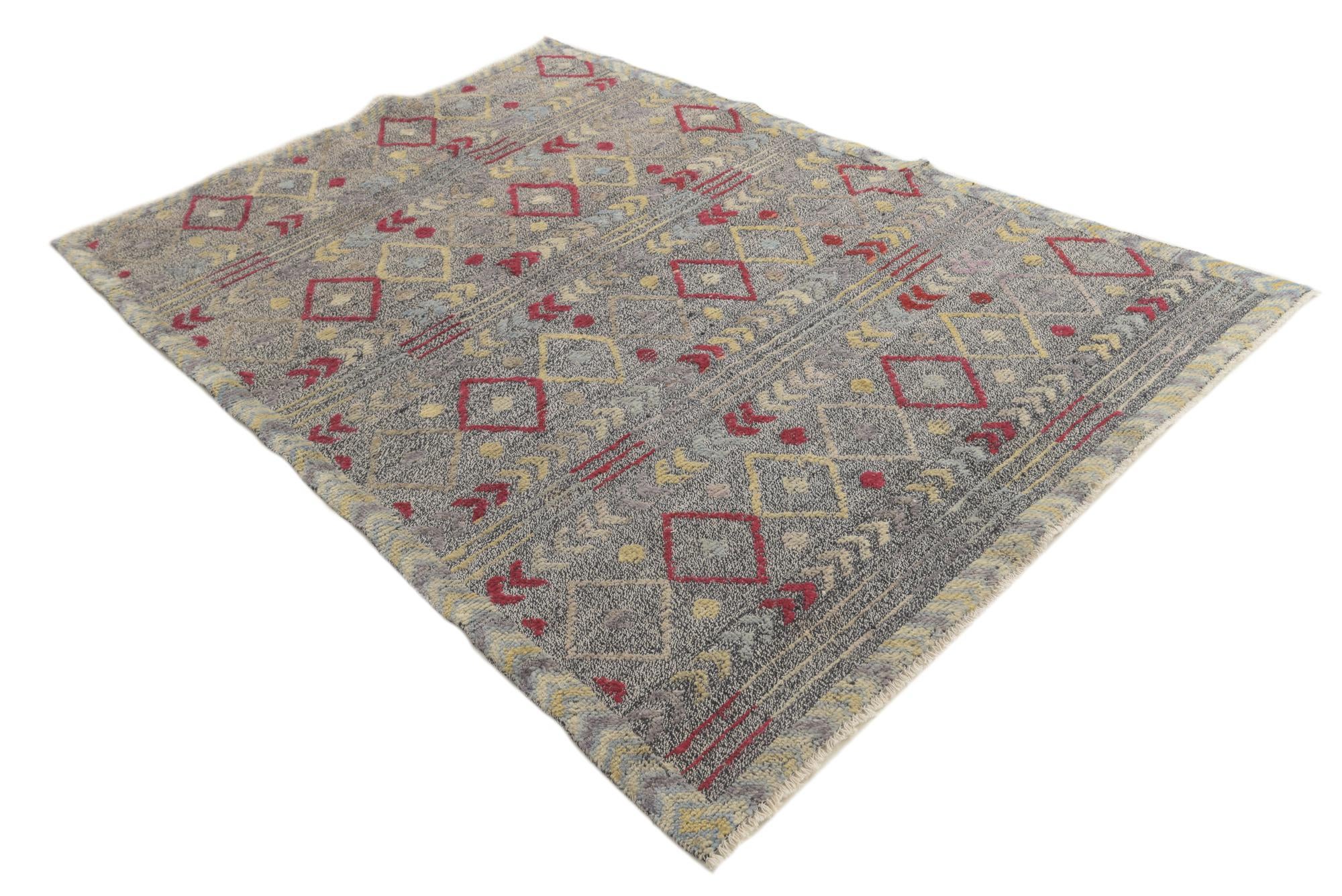 5' x 7' 10 Hand Knotted Darya Wool Rug