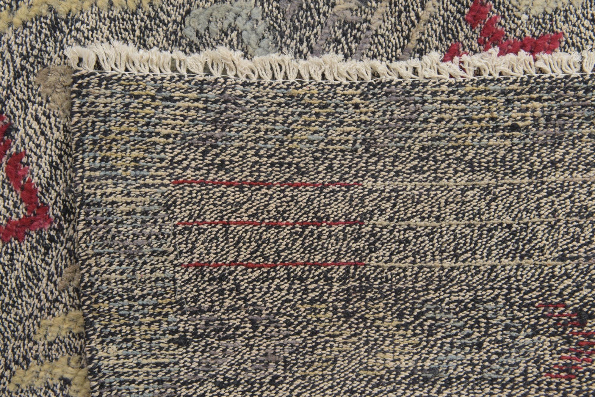 5' x 7' 10 Hand Knotted Darya Wool Rug
