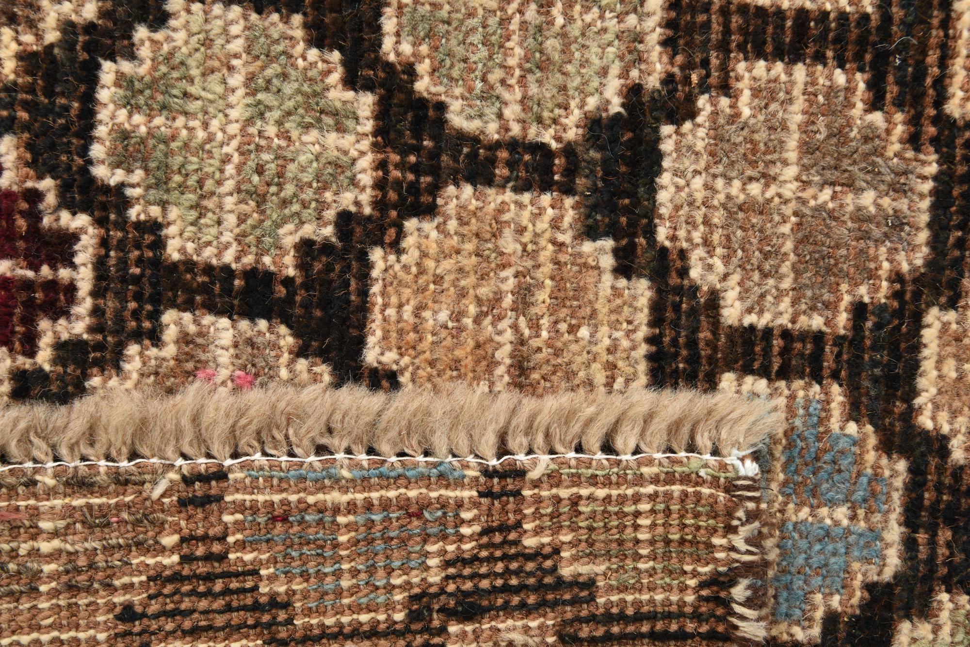 5' x 8' 4 Hand Knotted Darya Wool Rug