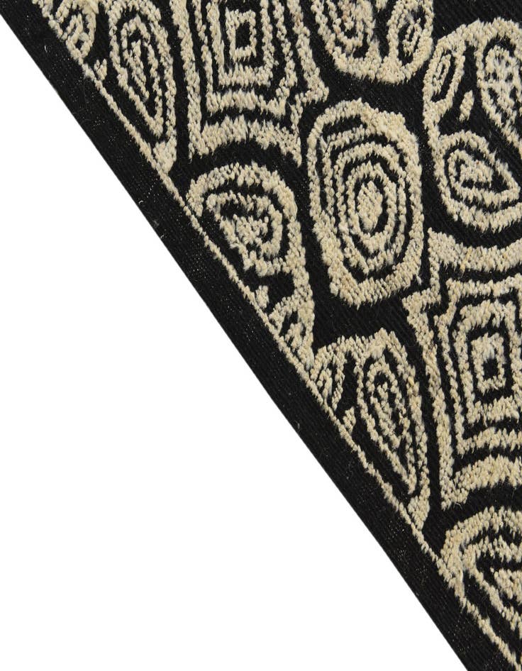 Detail image of 8' 6 x 10'  Hand Knotted Darya Wool Rug