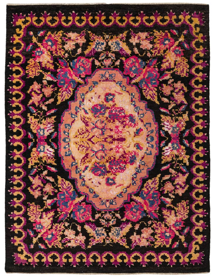 Detail image of 6' 4 x 9' 7 Hand Knotted Darya Rug