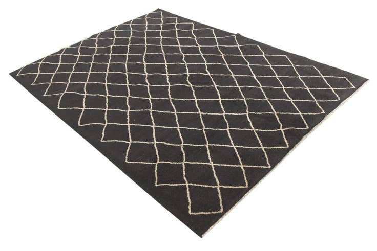 Detail image of 5' 8 x 7' 9 Hand Knotted Darya Wool Rug