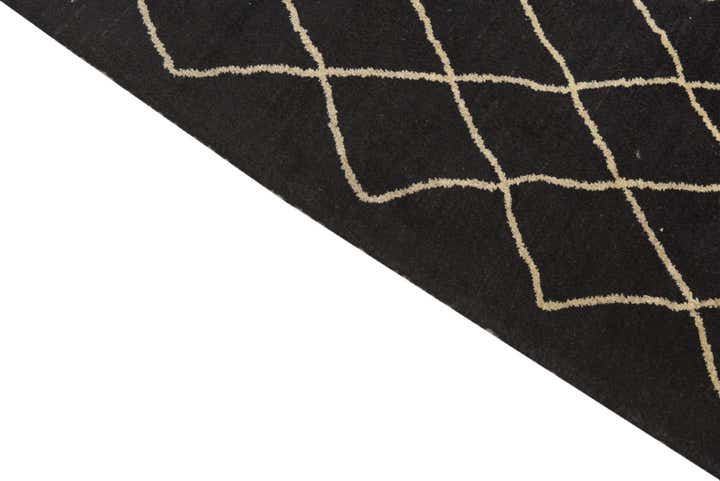 5' 8 x 7' 9 Hand Knotted Darya Wool Rug